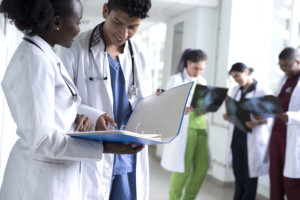 Medizinisches personal liese in Ordner