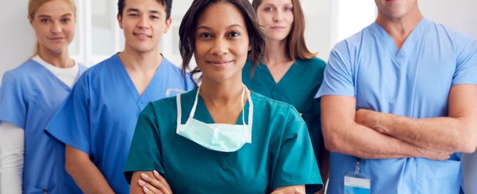 Internationale Pflegekräfte in der Gruppe